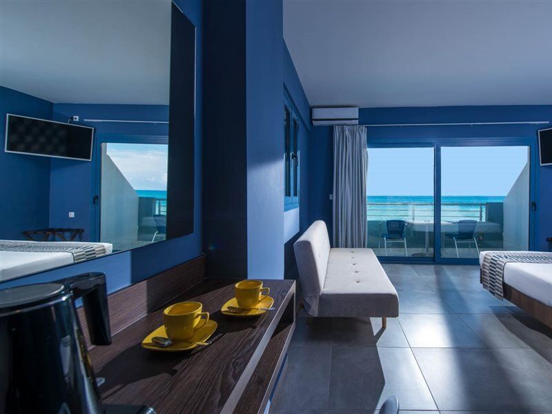 Compass Beach Stalís Exterior photo